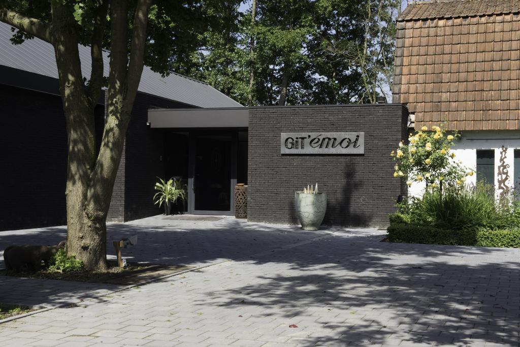 Git Emoi Villa Estaimpuis Exterior photo